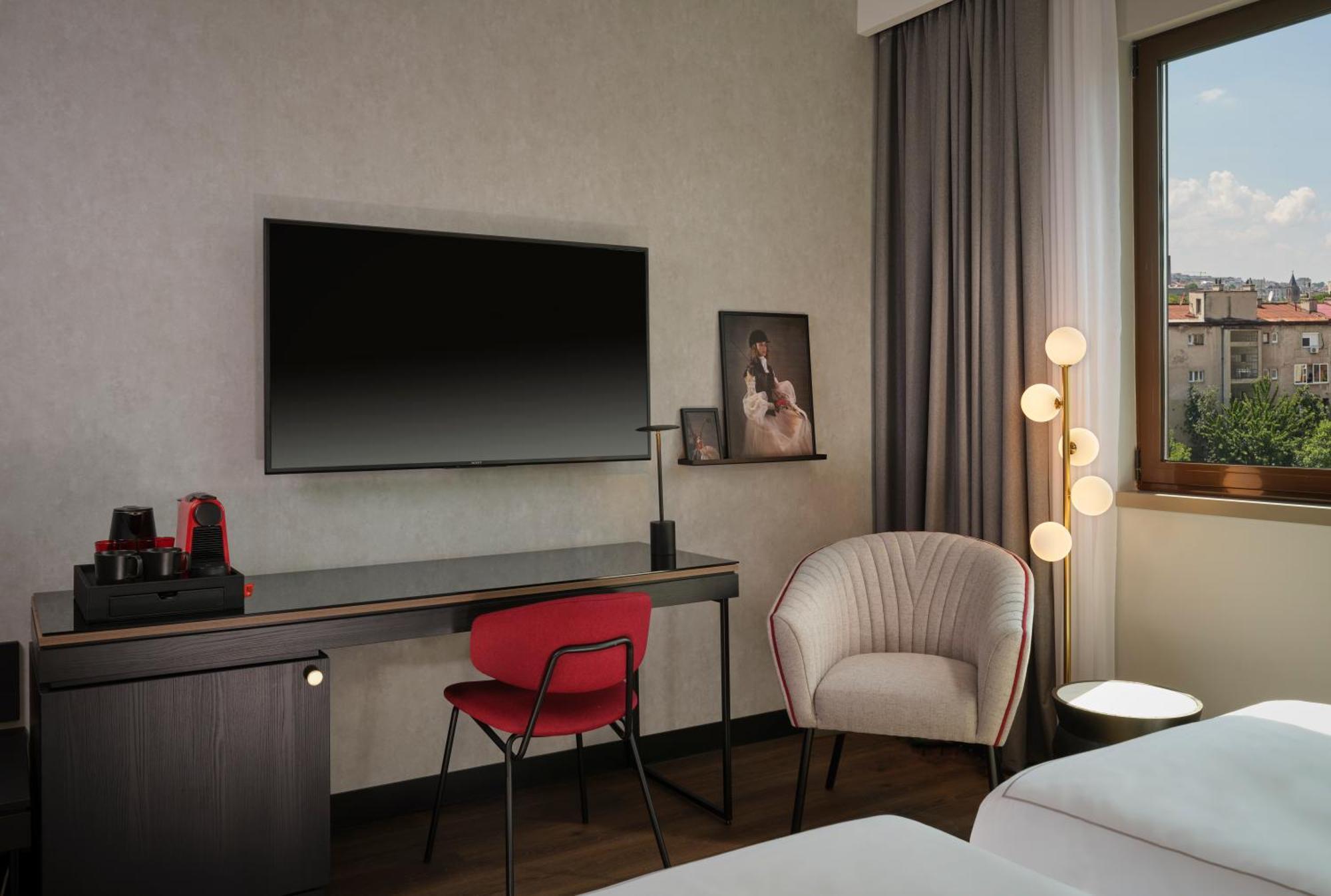 فندق Radisson Red بلغراد المظهر الخارجي الصورة