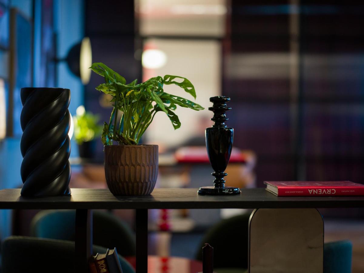 فندق Radisson Red بلغراد المظهر الخارجي الصورة
